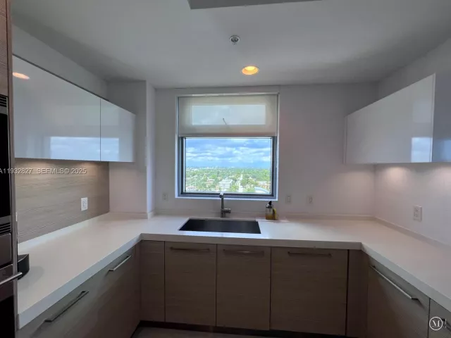 Продажа квартиры #1402 - фото 6911096