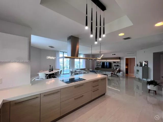 Продажа квартиры #1402 - фото 6911097