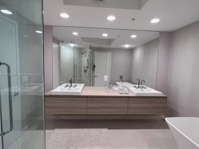 Продажа квартиры #1402 - фото 6911103