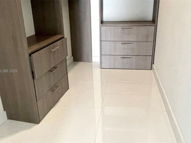 Продажа квартиры #412 - фото 6912743