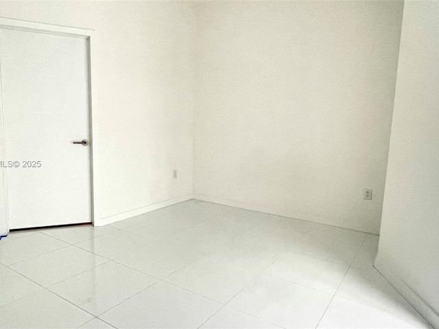 Продажа квартиры #412 - фото 6912748