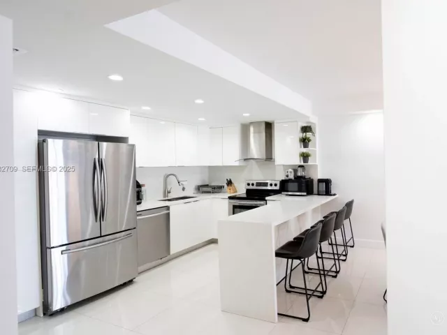 Продажа квартиры #1003 - фото 6912999