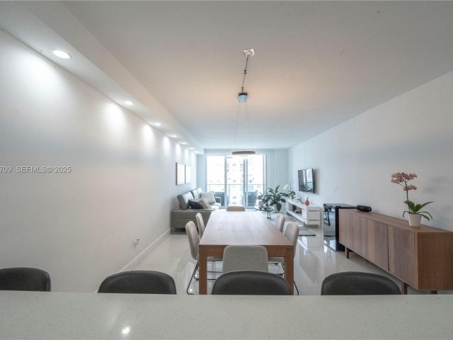 Продажа квартиры #1003 - фото 6912992