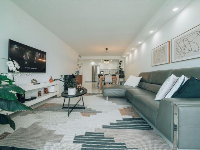 Продажа квартиры #1003 - фото 6912994