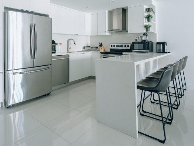 Продажа квартиры #1003 - фото 6912998