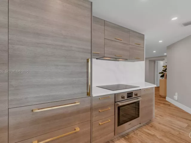 Продажа квартиры #2901 - фото 6913152