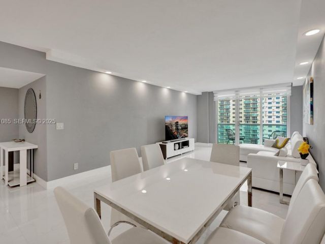 Продажа квартиры #1104 - фото 6916866