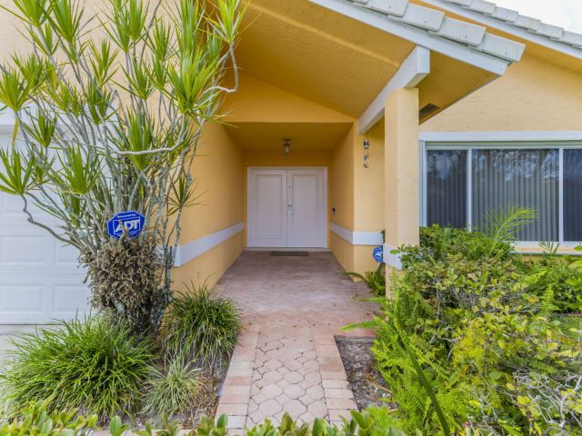 Дом в аренду по адресу 7572 Silver Woods Court - фото 6913271