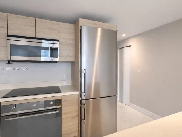 Продажа квартиры #1102 - фото 6916323