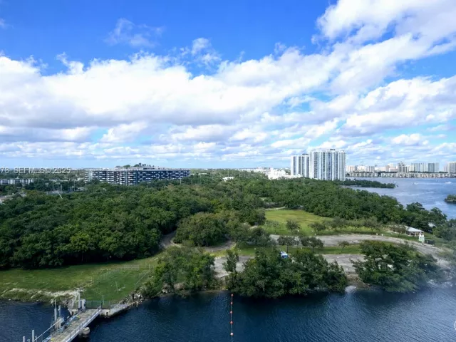 Продажа квартиры #1102 - фото 6916326