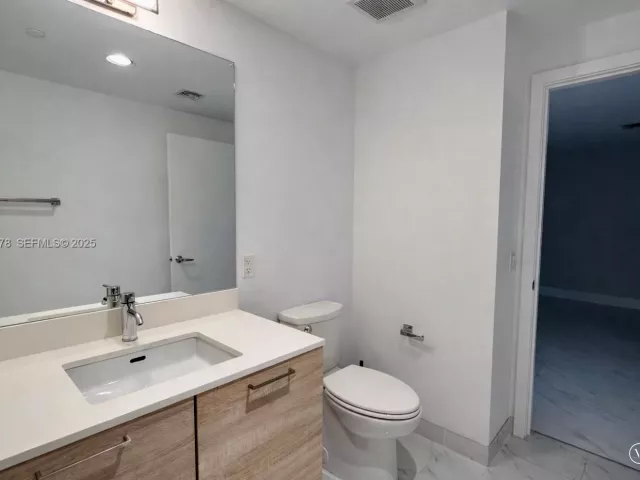 Продажа квартиры #1102 - фото 6916314