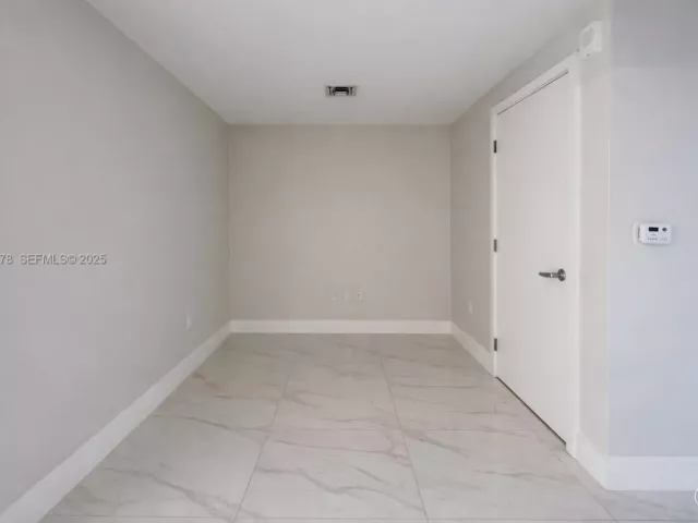 Продажа квартиры #1102 - фото 6916316