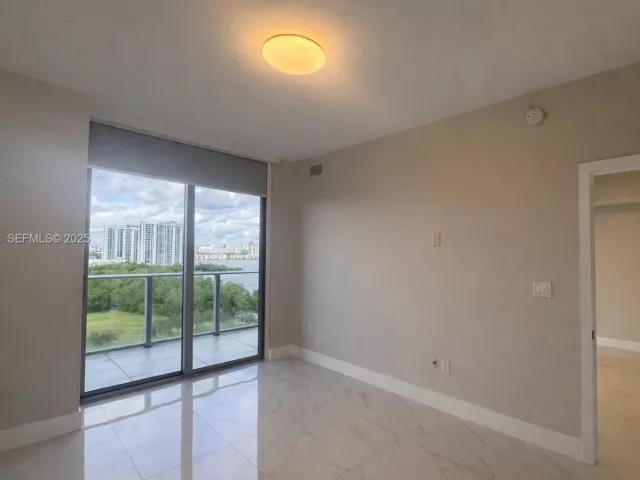 Продажа квартиры #1102 - фото 6916320