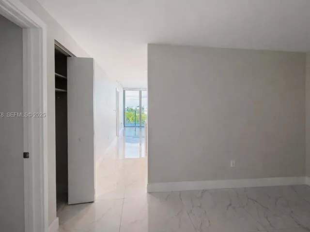 Продажа квартиры #1102 - фото 6916312