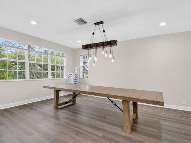 Дом в аренду по адресу 667 NE Trieste Lane - фото 6915019