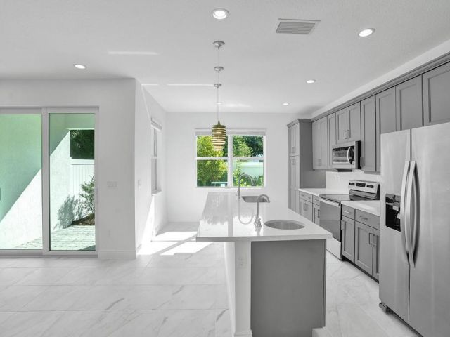 Дом в аренду по адресу 612 Parsons Way - фото 6914953