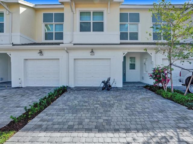 Дом в аренду по адресу 612 Parsons Way - фото 6914959