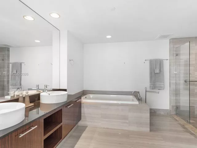 Квартира в аренду номер1001 - фото 6915834