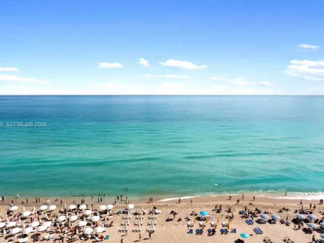 Квартира в аренду номер1001 - фото 6915845