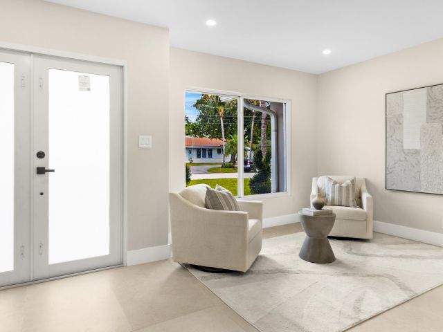 Продажа дома по адресу 965 SE 10th Court - фото 6921057