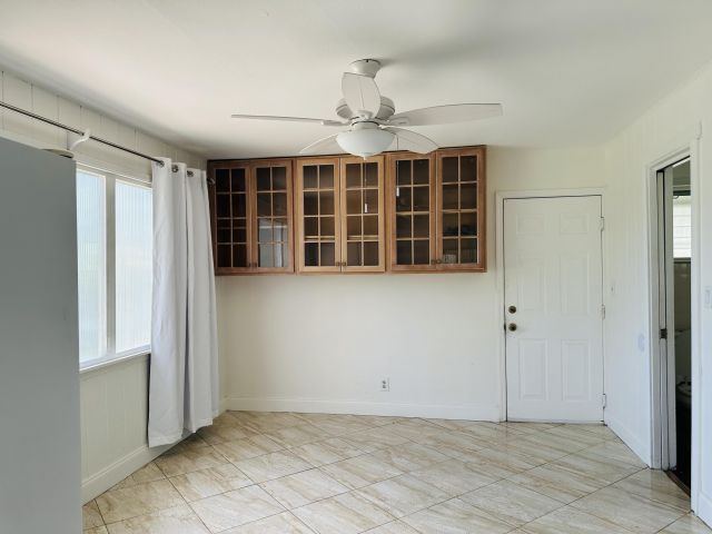 Дом в аренду по адресу 270 NW 10th Street - фото 6915077