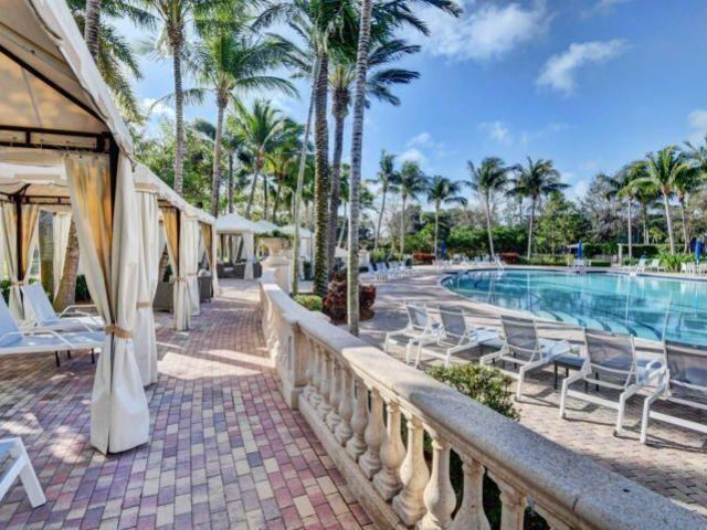 Продажа дома по адресу 17602 Middle Lake Drive - фото 6915055