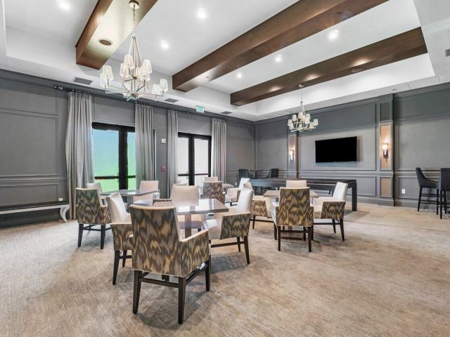 Продажа дома по адресу 17602 Middle Lake Drive - фото 6915057