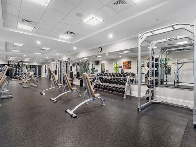 Продажа дома по адресу 17602 Middle Lake Drive - фото 6915062