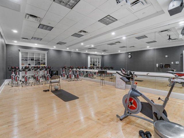 Продажа дома по адресу 17602 Middle Lake Drive - фото 6915065