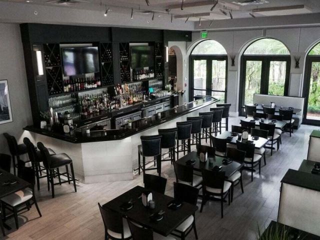 Продажа дома по адресу 17602 Middle Lake Drive - фото 6915066