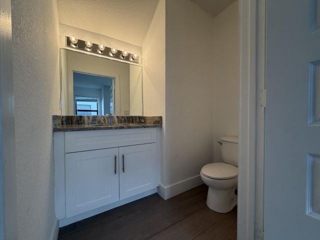 Дом в аренду по адресу 329 Bella Sol Way - фото 6916352