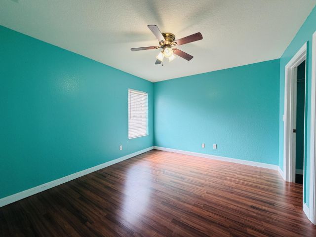 Дом в аренду по адресу 6573 Traveler Road - фото 6916374