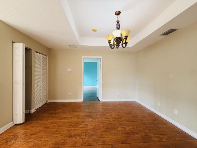 Дом в аренду по адресу 6573 Traveler Road - фото 6916376