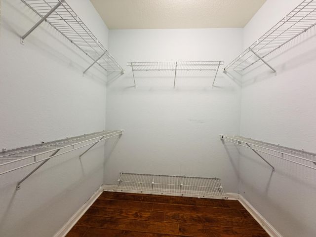 Дом в аренду по адресу 6573 Traveler Road - фото 6916378