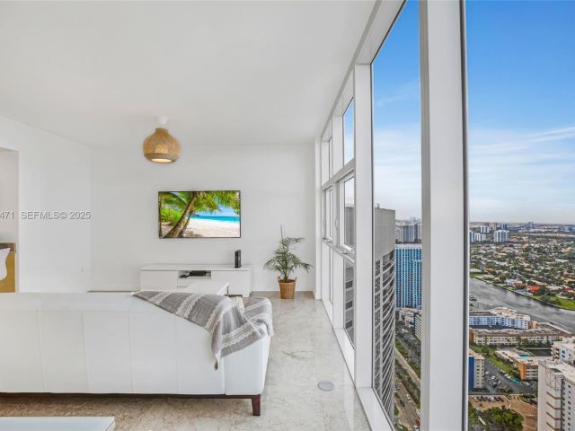 Квартира в аренду номер4707 - фото 6917171