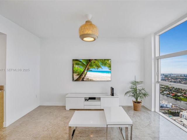 Квартира в аренду номер4707 - фото 6917172