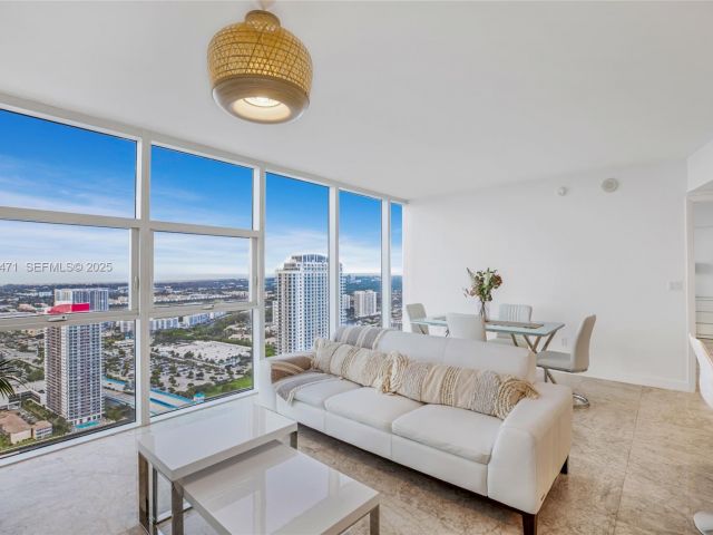 Квартира в аренду номер4707 - фото 6917173