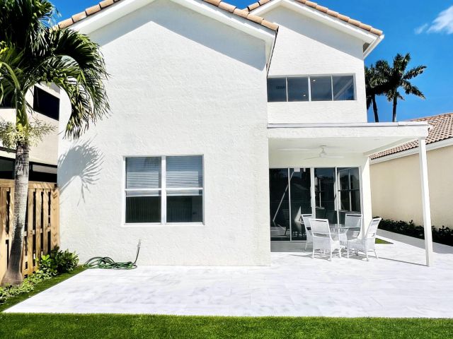 Продажа дома по адресу 2468 NW 67th Street Street - фото 6915986