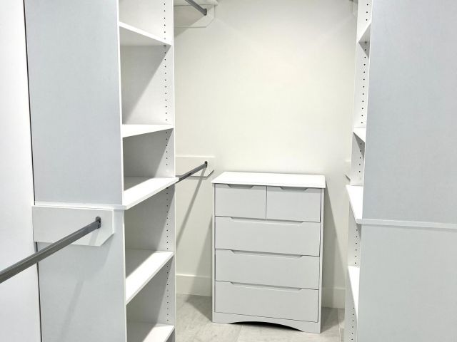 Продажа дома по адресу 2468 NW 67th Street Street - фото 6915993