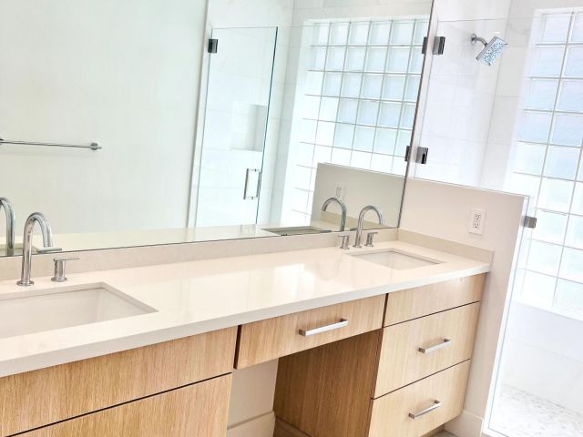 Продажа дома по адресу 2468 NW 67th Street Street - фото 6915994