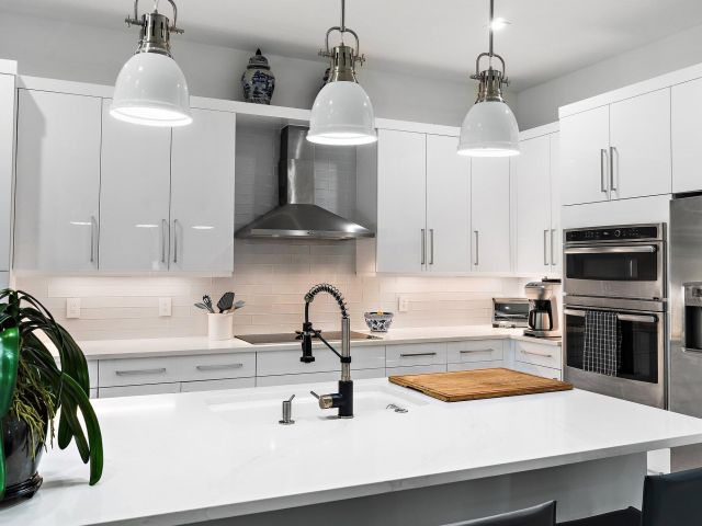 Продажа дома по адресу 2908 Gin Berry Way - фото 6915928