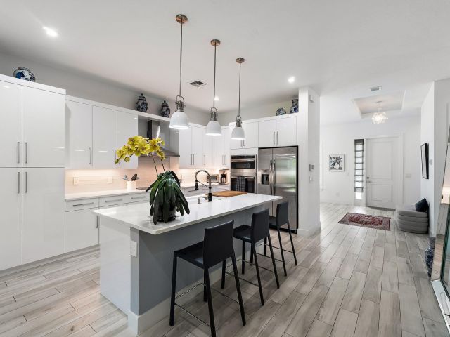 Продажа дома по адресу 2908 Gin Berry Way - фото 6915929