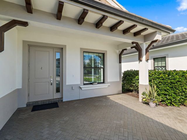 Продажа дома по адресу 2908 Gin Berry Way - фото 6915933