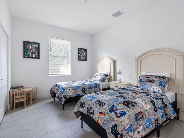 Дом в аренду по адресу 3514 Hiawatha Avenue - фото 6916399