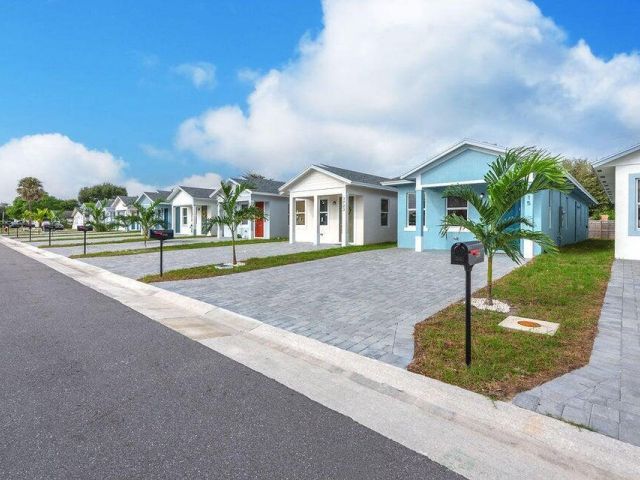 Дом в аренду по адресу 3514 Hiawatha Avenue - фото 6916409