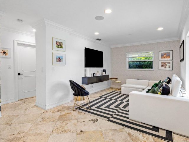 Продажа дома по адресу 1181 SW Walnut Terrace - фото 6925510