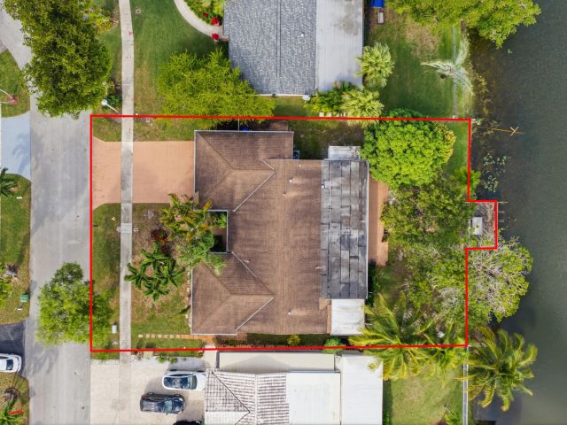 Продажа дома по адресу 1811 NW 119th Avenue - фото 6920440