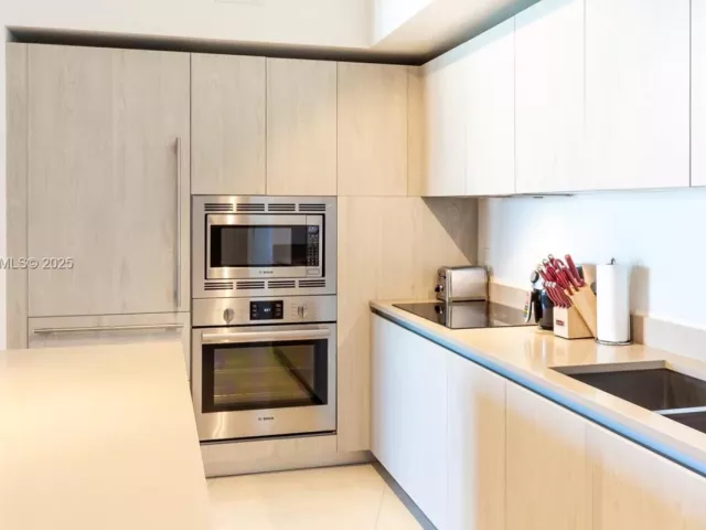 Продажа квартиры #1910 - фото 6916668