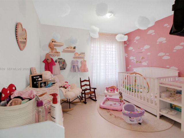 Продажа дома по адресу 14232 SW 155th St - фото 7536336