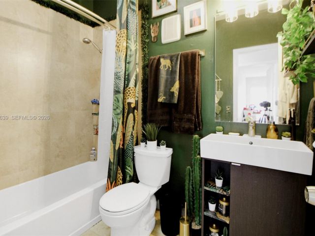 Продажа дома по адресу 14232 SW 155th St - фото 7536337